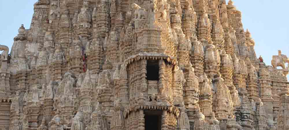 The Architecture of Dwarkadhish Temple