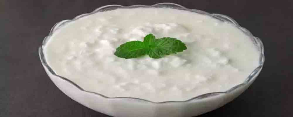 Foods To Cool Your Stomach- Ayurvedic way of eating curd